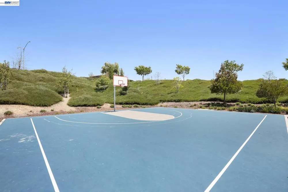681 Sandalwood Drive #4 Livermore, CA 94551