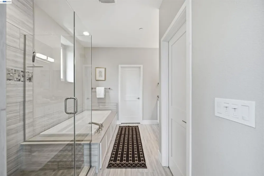 681 Sandalwood Drive #4 Livermore, CA 94551