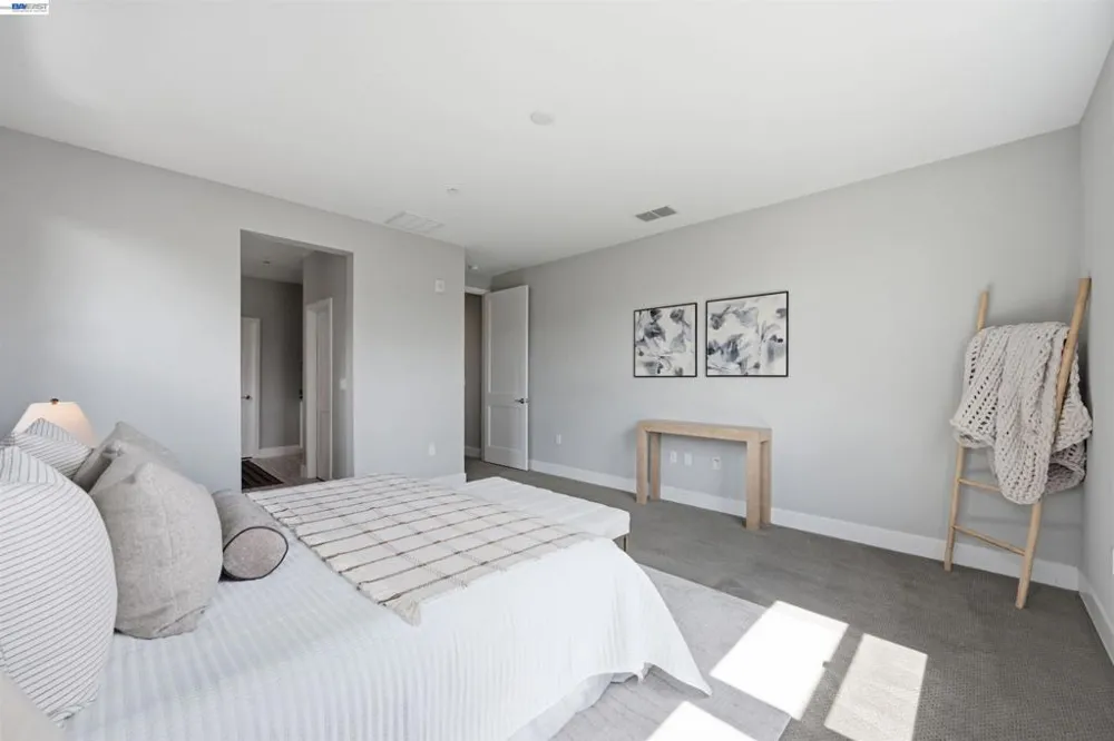 681 Sandalwood Drive #4 Livermore, CA 94551