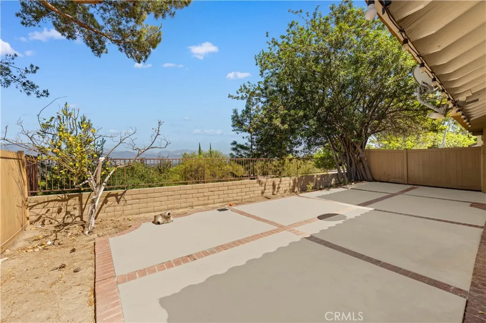 1809 Borrego West Covina, CA 91791
