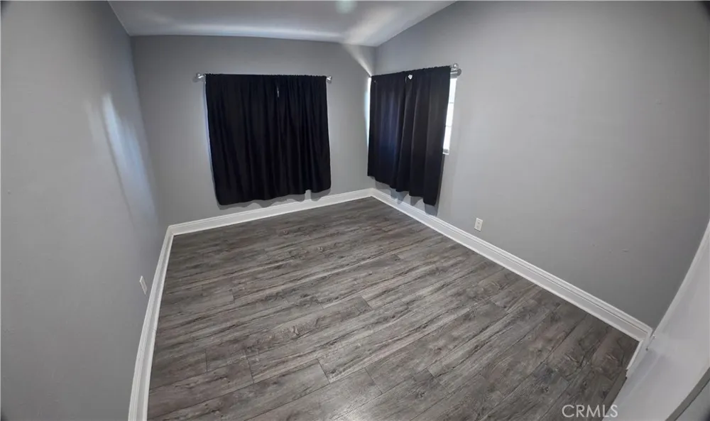 922 Toddy Street Santa Ana, CA 92703