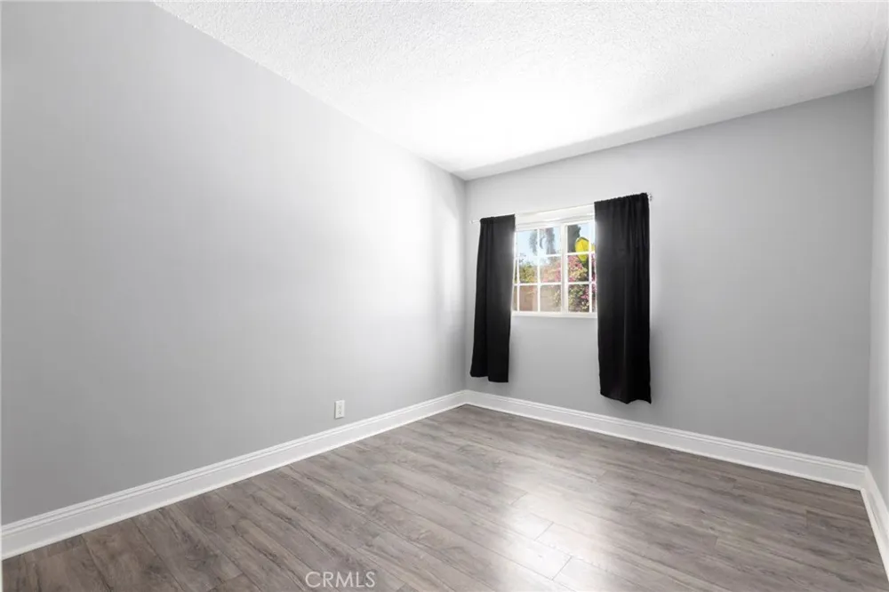 922 Toddy Street Santa Ana, CA 92703