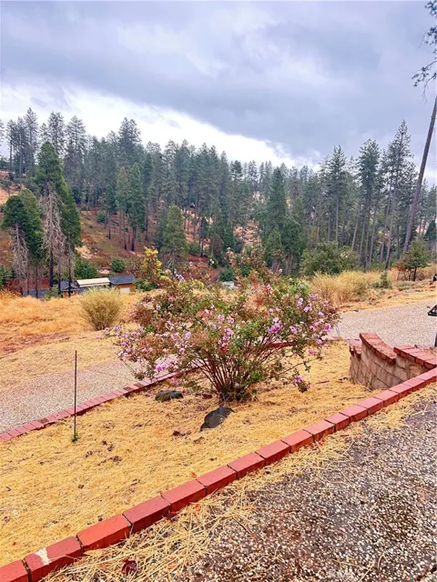5770 Oak Creek