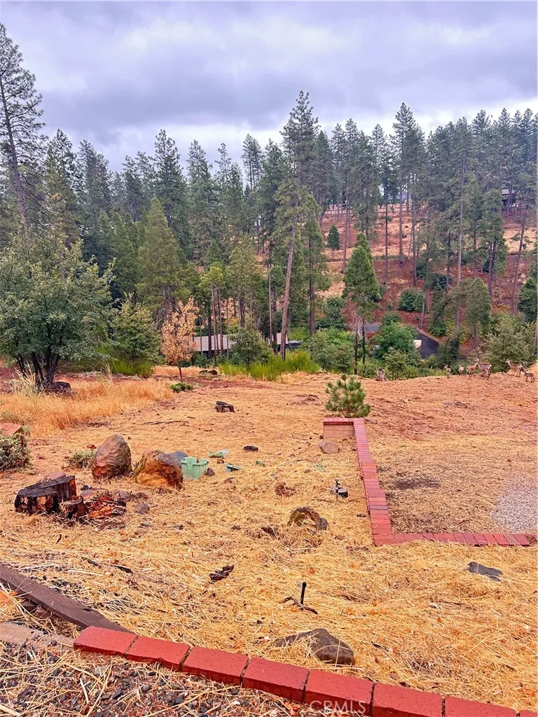 5770 Oak Creek Paradise, CA 95969