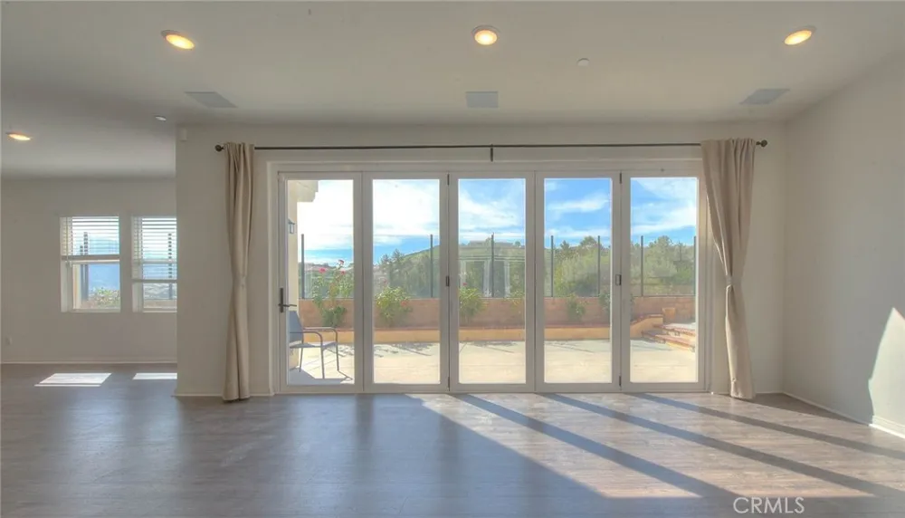 24655 Acadia Corona, CA 92883