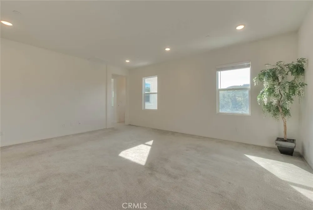 24655 Acadia Corona, CA 92883