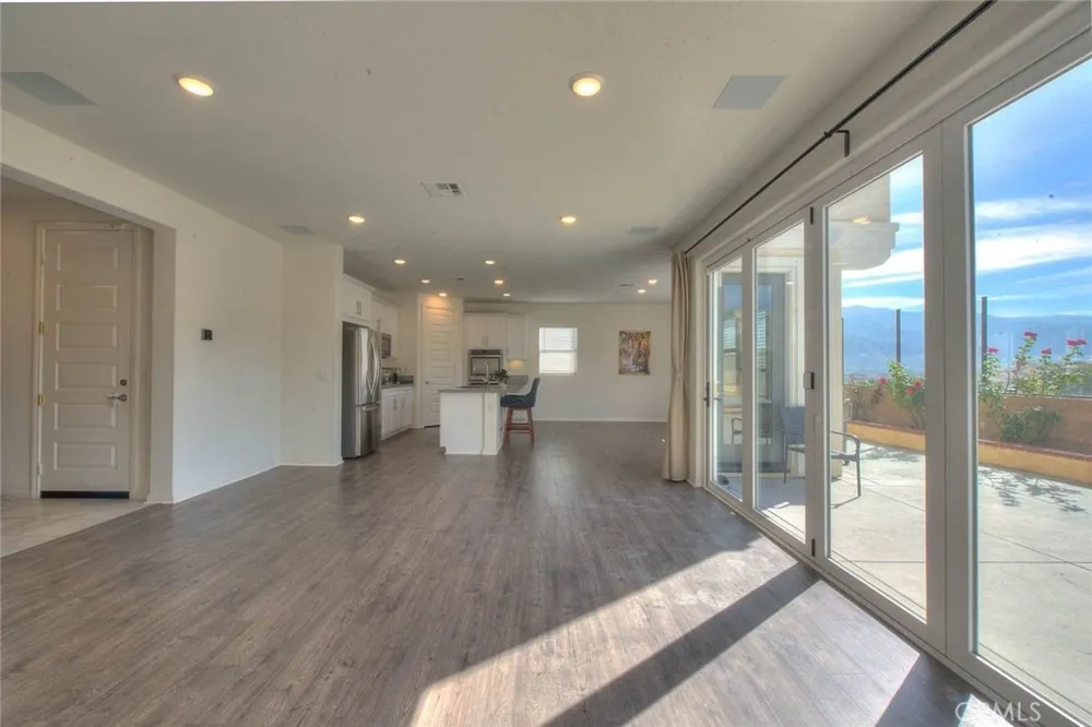 24655 Acadia Corona, CA 92883