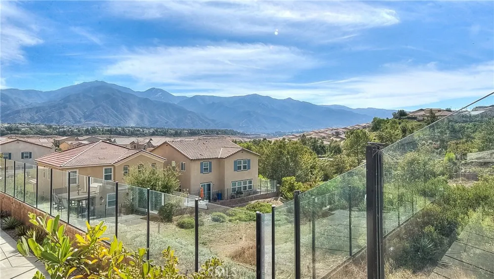 24655 Acadia Corona, CA 92883