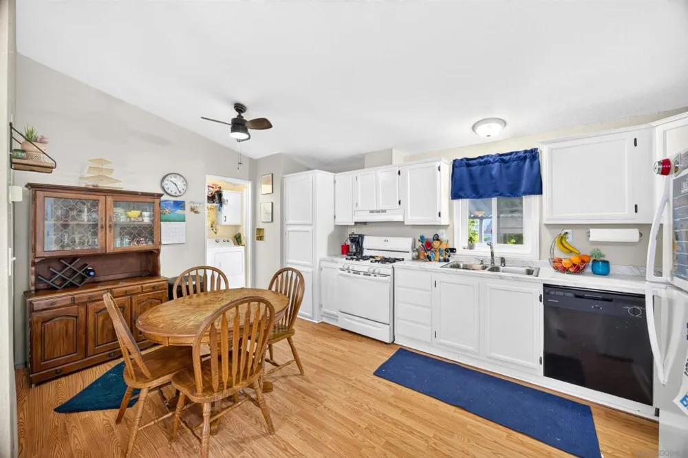 1638 Calavo Rd #35 Fallbrook, CA 92028