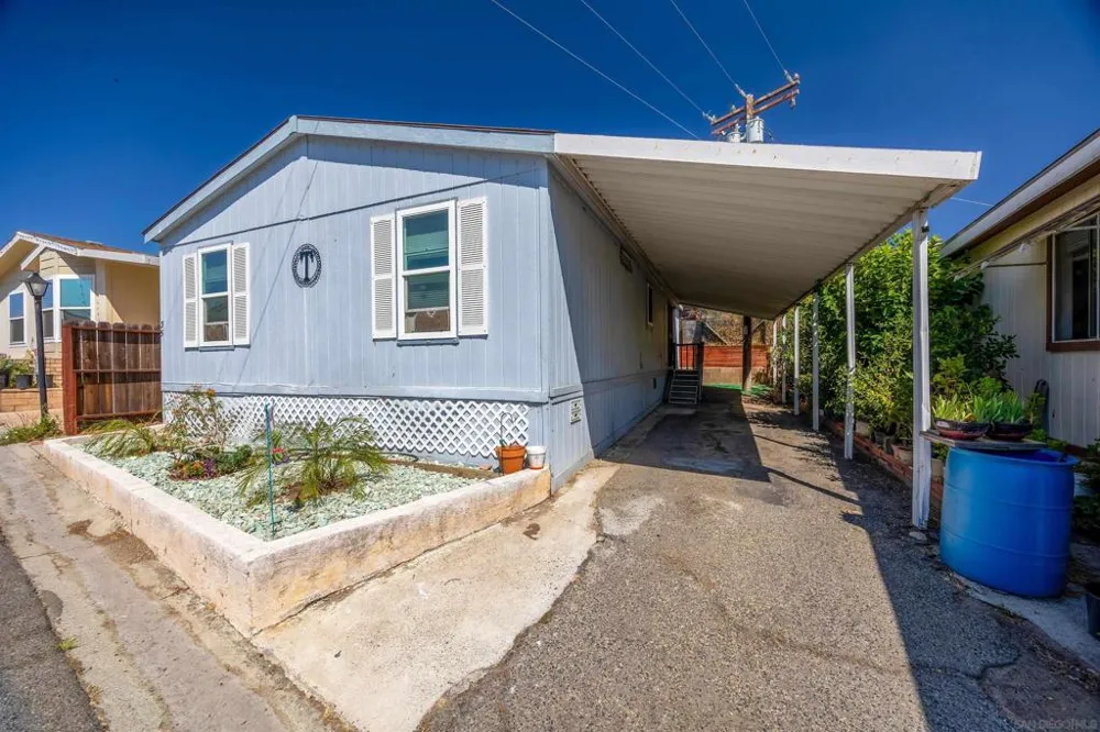 1638 Calavo Rd #35 Fallbrook, CA 92028