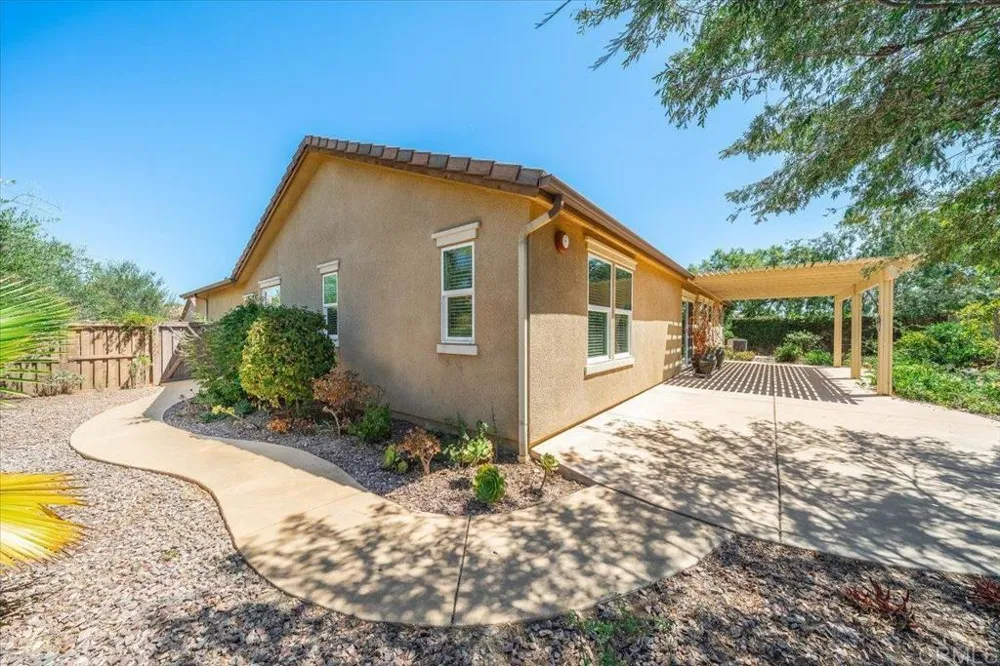 352 Tom McGuinness Jr Circle Fallbrook, CA 92028