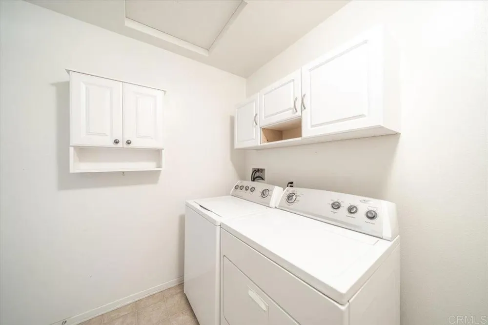 352 Tom McGuinness Jr Circle Fallbrook, CA 92028