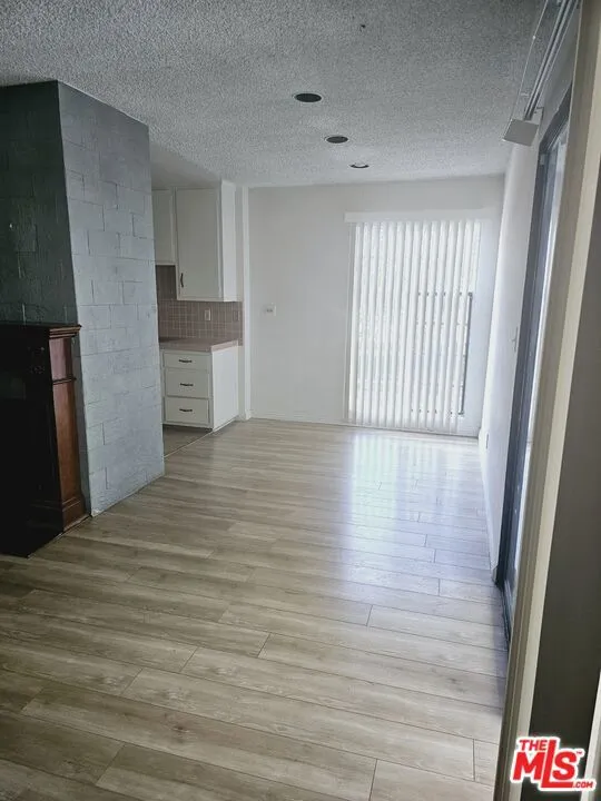 1166 Amherst Avenue #5 Los Angeles, CA 90049