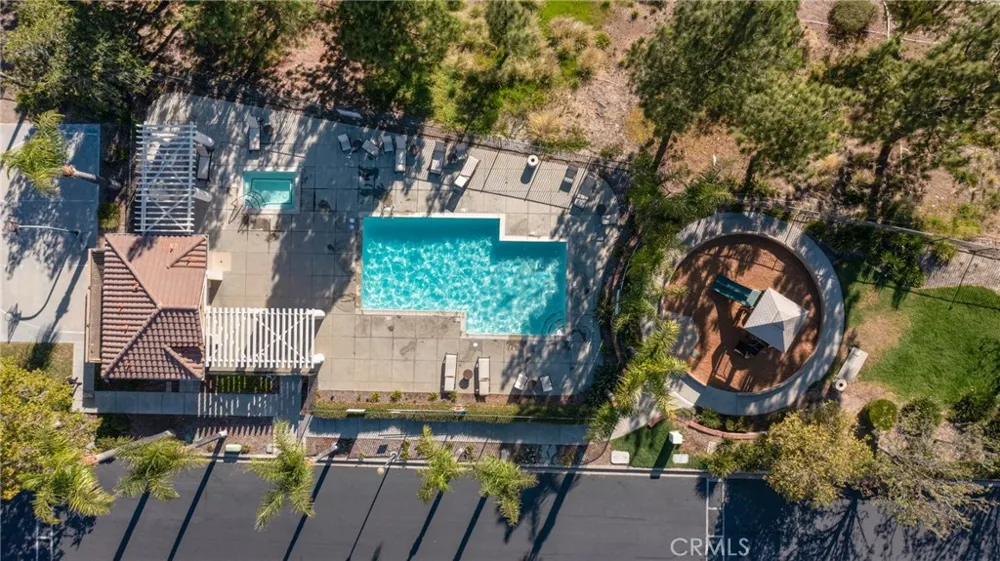 12119 Via Santa Barbara Sylmar, CA 91342