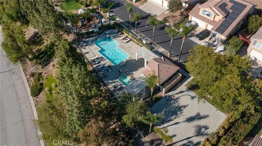 12119 Via Santa Barbara Sylmar, CA 91342