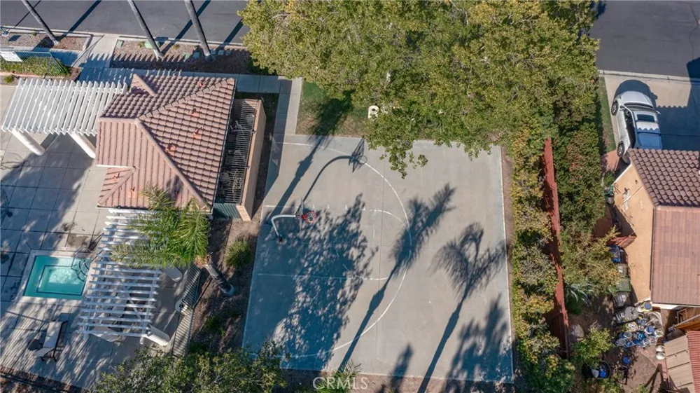 12119 Via Santa Barbara Sylmar, CA 91342