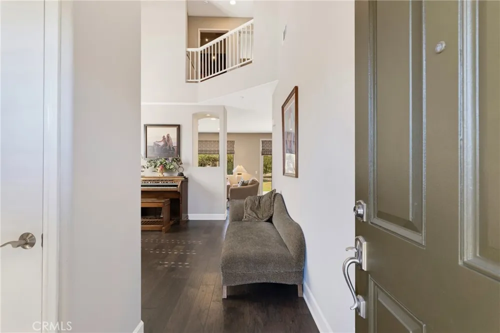 12119 Via Santa Barbara Sylmar, CA 91342