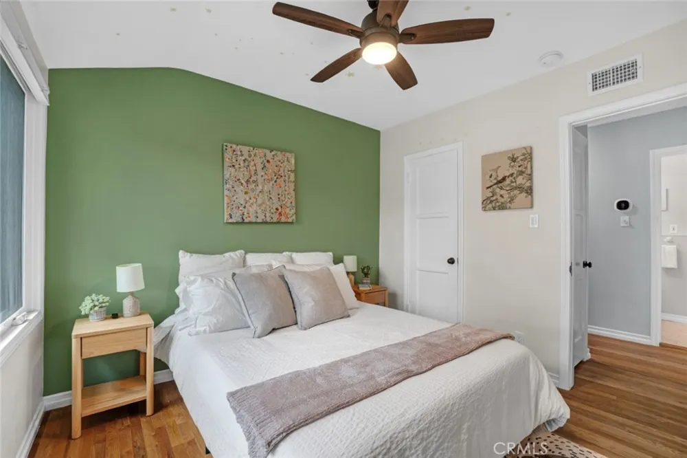 322 S Lincoln Street Burbank, CA 91506