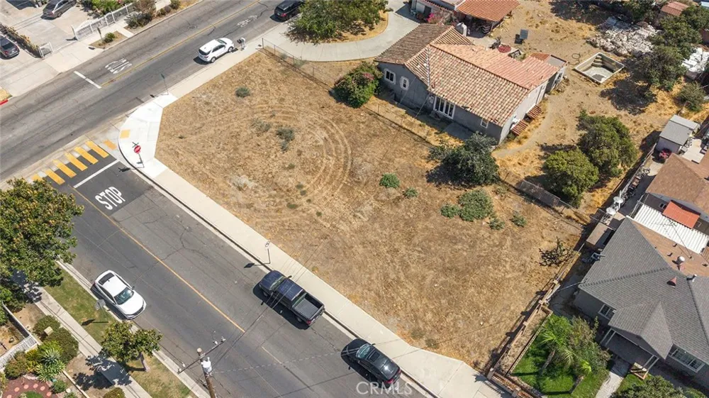 9860 Oleander Fontana, CA 92335