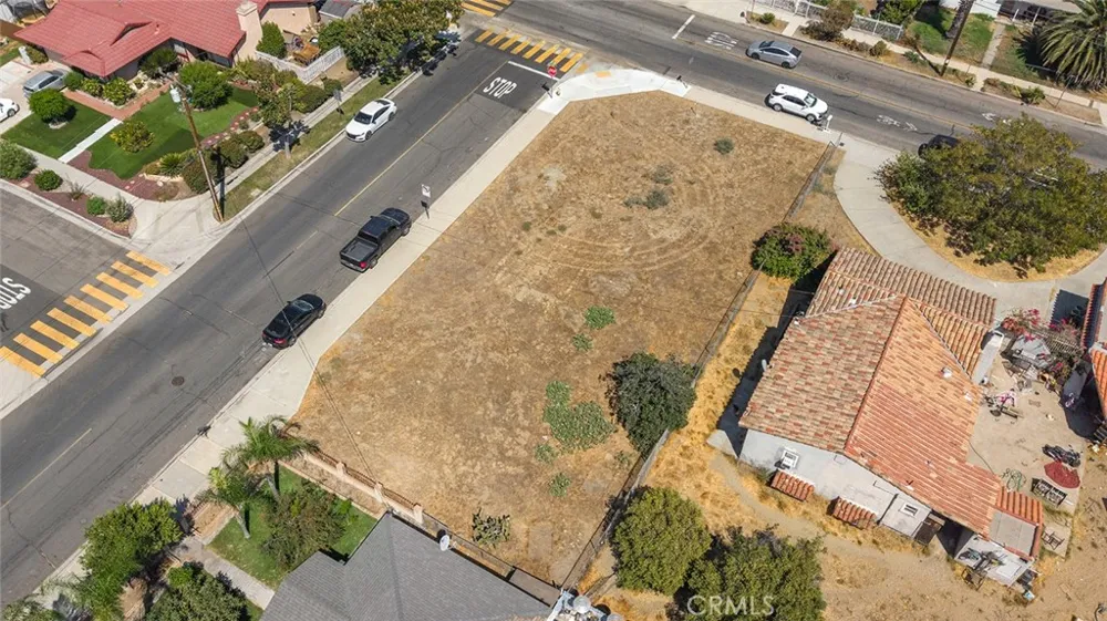 9860 Oleander Fontana, CA 92335