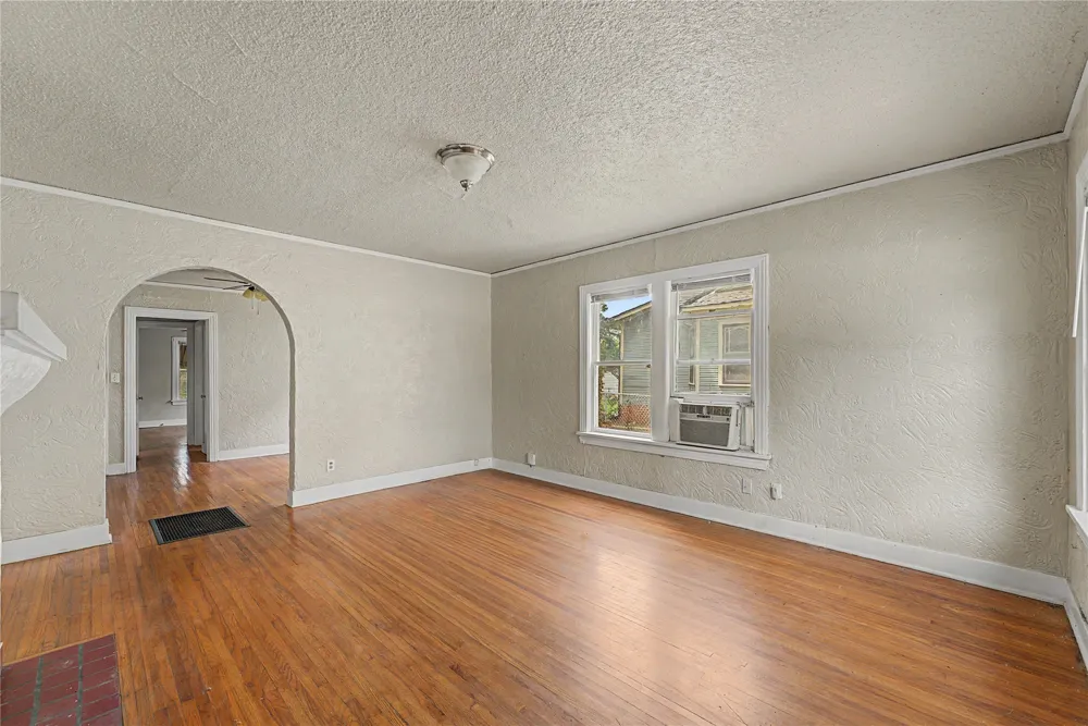 1216 S Birmingham Avenue E Tulsa, OK 74104