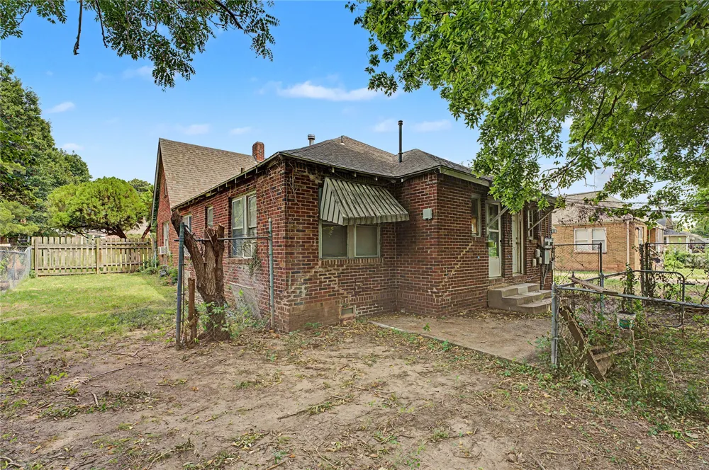 1216 S Birmingham Avenue E Tulsa, OK 74104