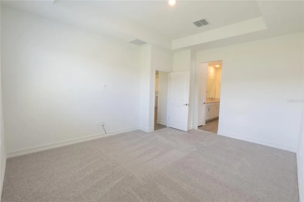 18473 SERENE LAKE LOOP Lutz, FL 33548