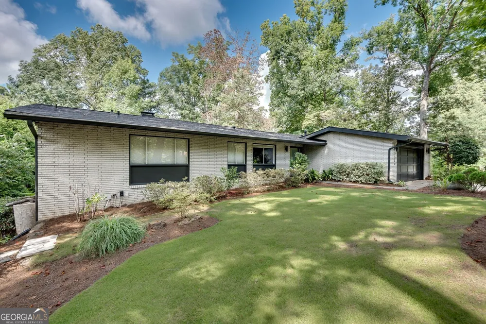 2588 Flair Knoll DR NE Atlanta, GA 30345