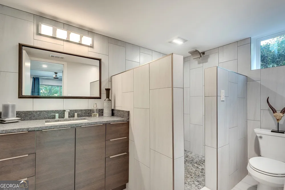 2588 Flair Knoll DR NE Atlanta, GA 30345