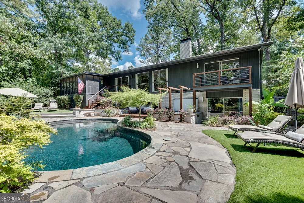 2588 Flair Knoll DR NE Atlanta, GA 30345