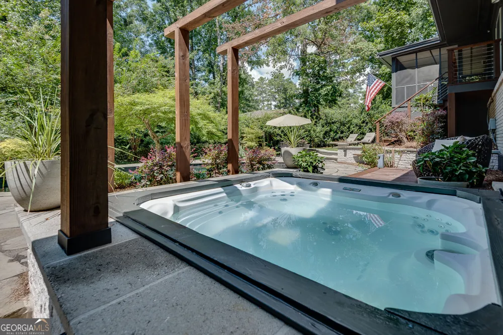 2588 Flair Knoll DR NE Atlanta, GA 30345
