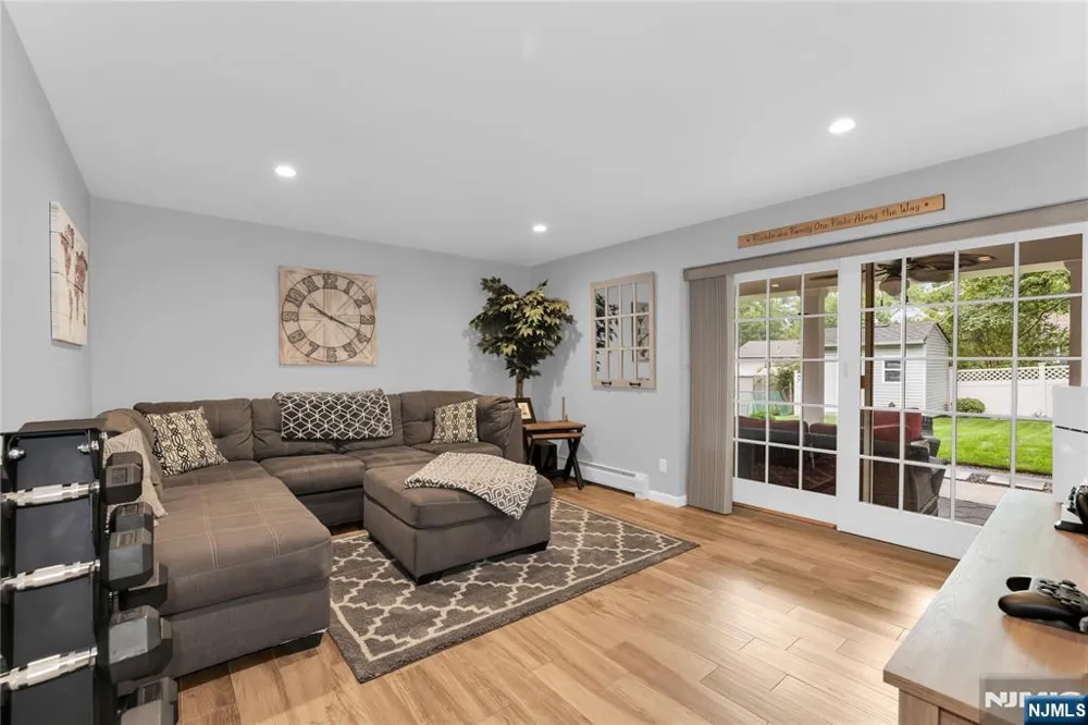 14 Beverly Road Cedar Grove, NJ 07009