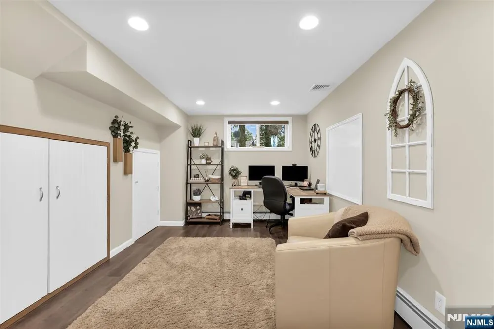 14 Beverly Road Cedar Grove, NJ 07009