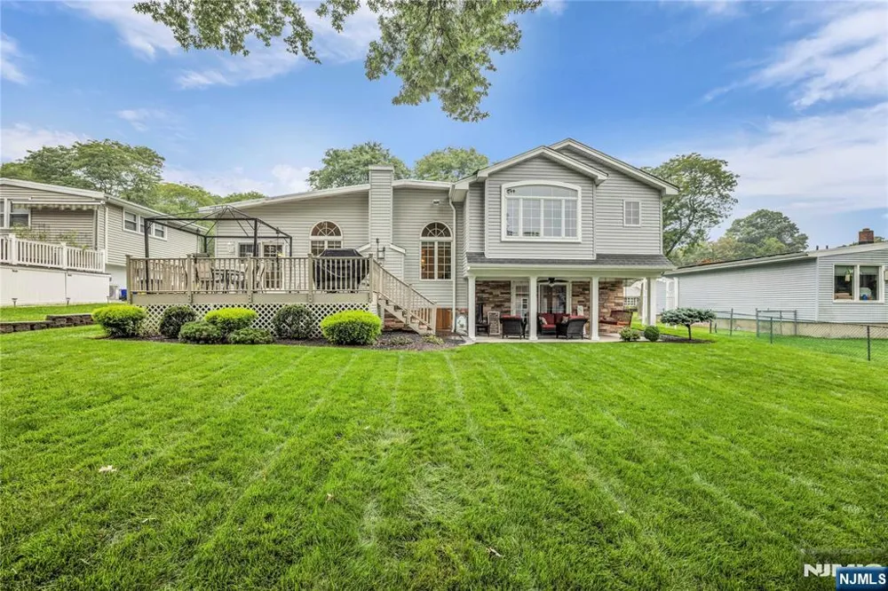 14 Beverly Road Cedar Grove, NJ 07009