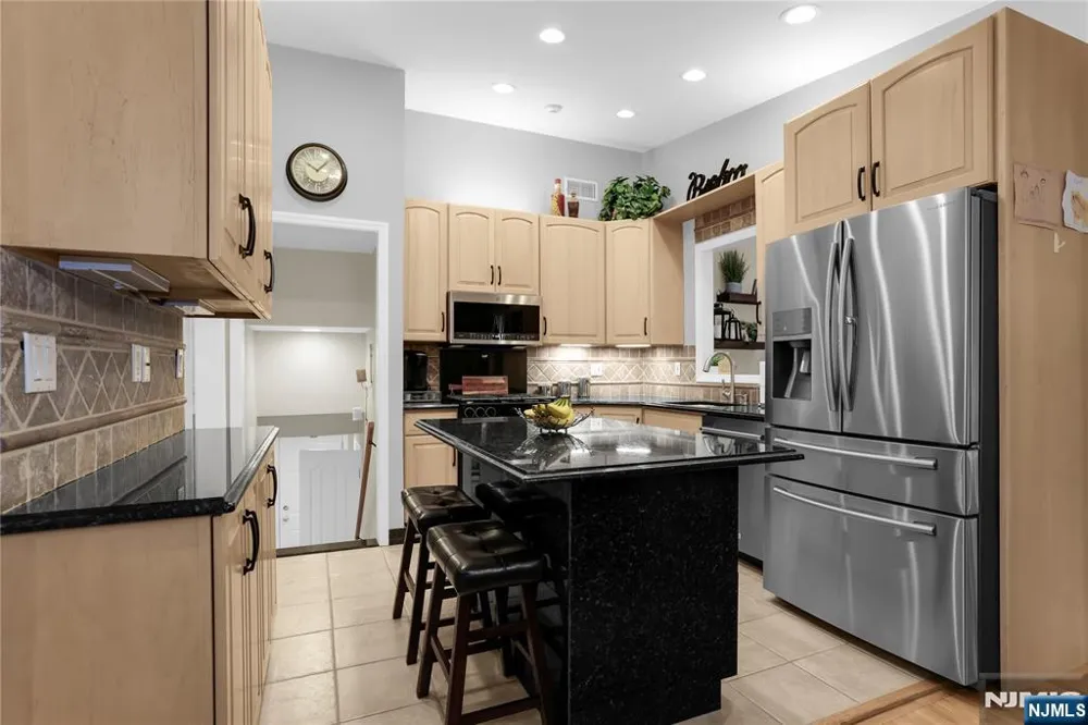 14 Beverly Road Cedar Grove, NJ 07009