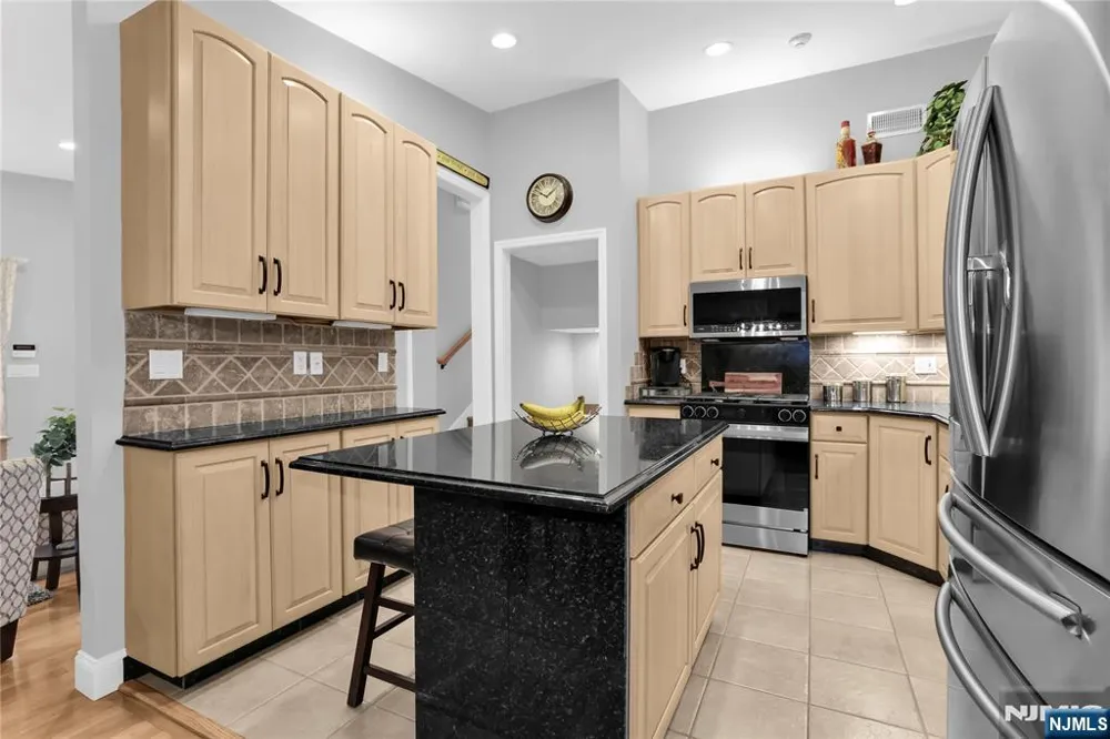14 Beverly Road Cedar Grove, NJ 07009