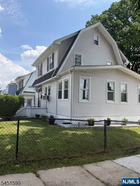 200-202 Lincoln Place Irvington, NJ 07111