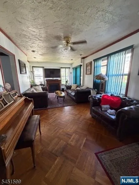 200-202 Lincoln Place Irvington, NJ 07111
