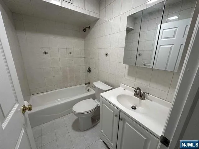 19 Leo Place 1 Lodi, NJ 07644