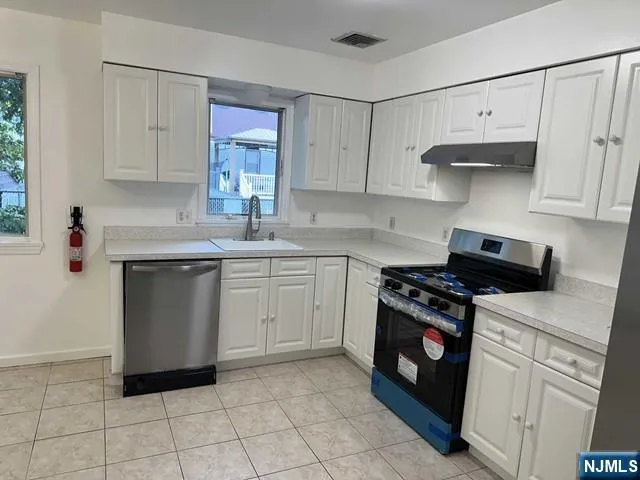 19 Leo Place 1 Lodi, NJ 07644