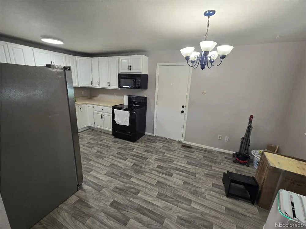 14240 E 22nd Place Aurora, CO 80011