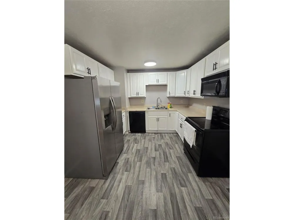 14240 E 22nd Place Aurora, CO 80011