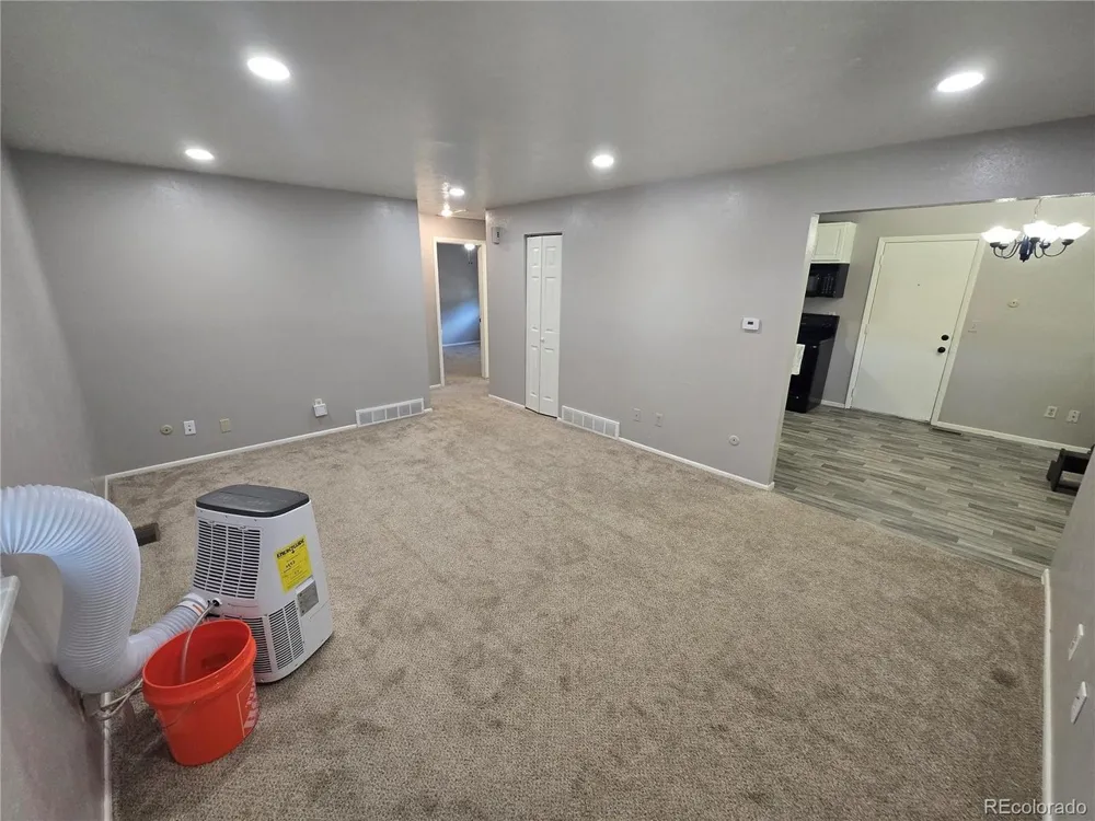 14240 E 22nd Place Aurora, CO 80011