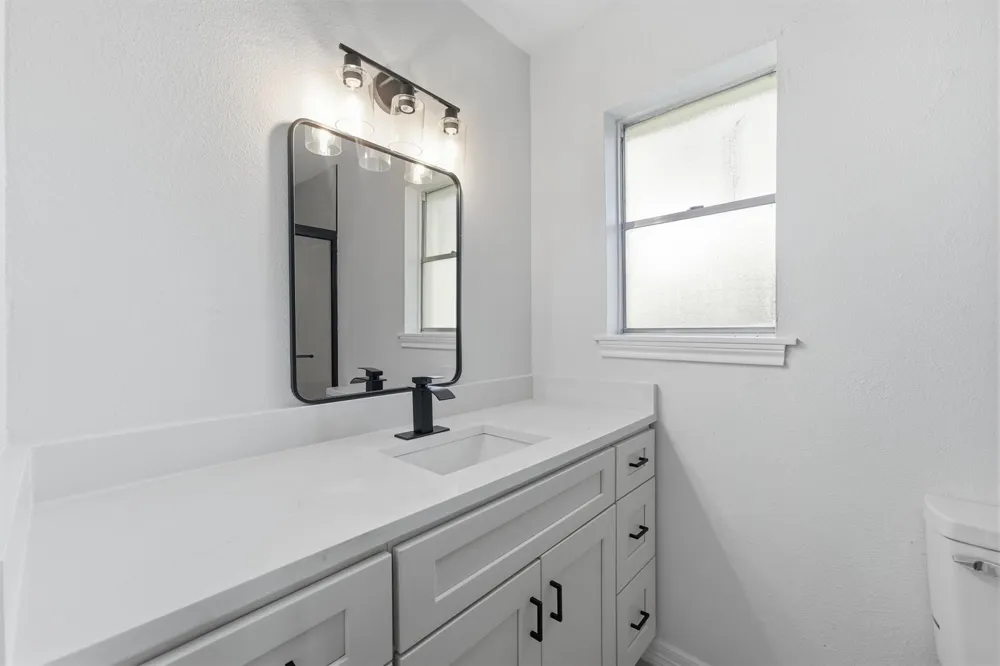 719 Cherry Valley Drive Houston, TX 77336