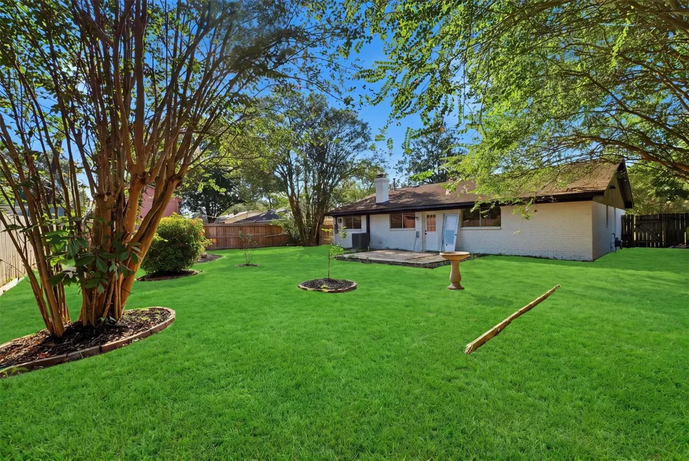 719 Cherry Valley Drive Houston, TX 77336