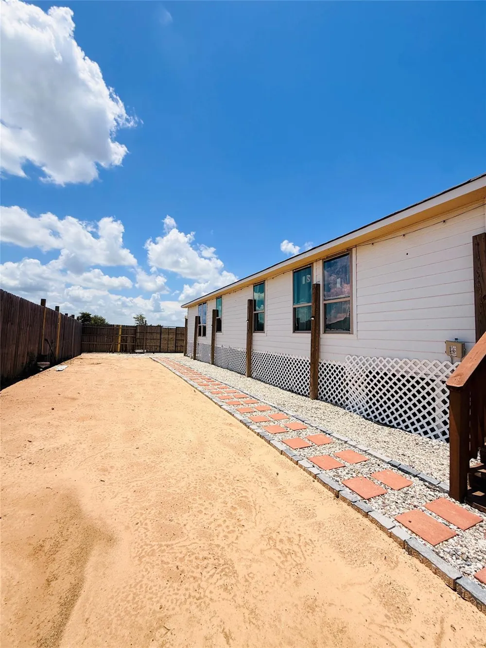 2315 Road 5732 Cleveland, TX 77327