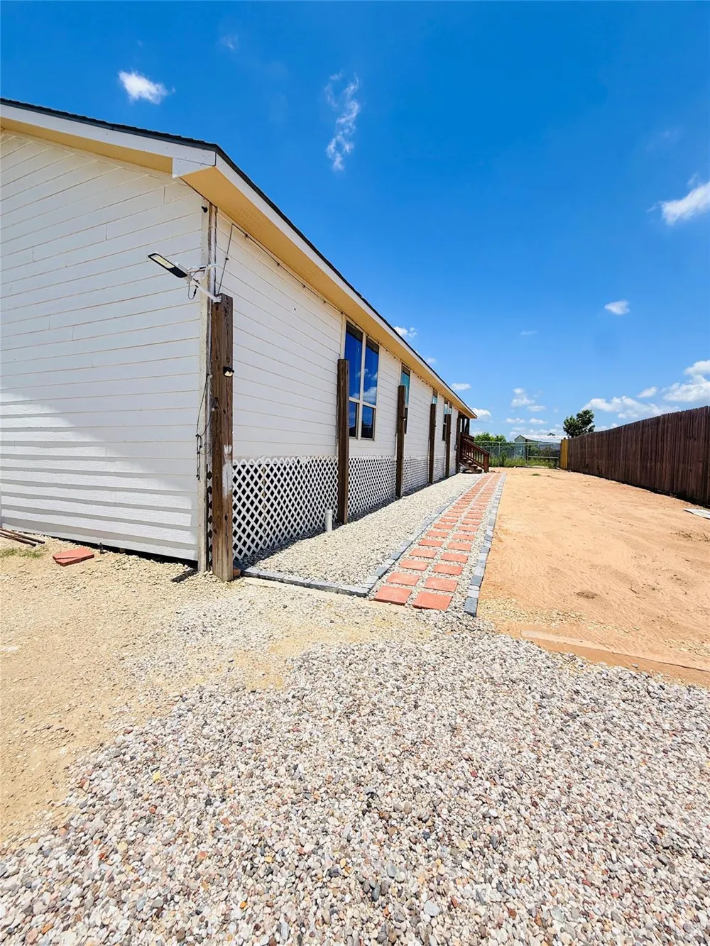 2315 Road 5732 Cleveland, TX 77327