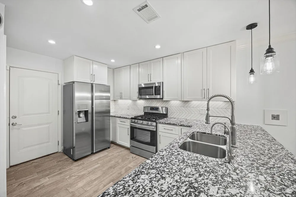 4 River Birch Lane The Woodlands, TX 77380