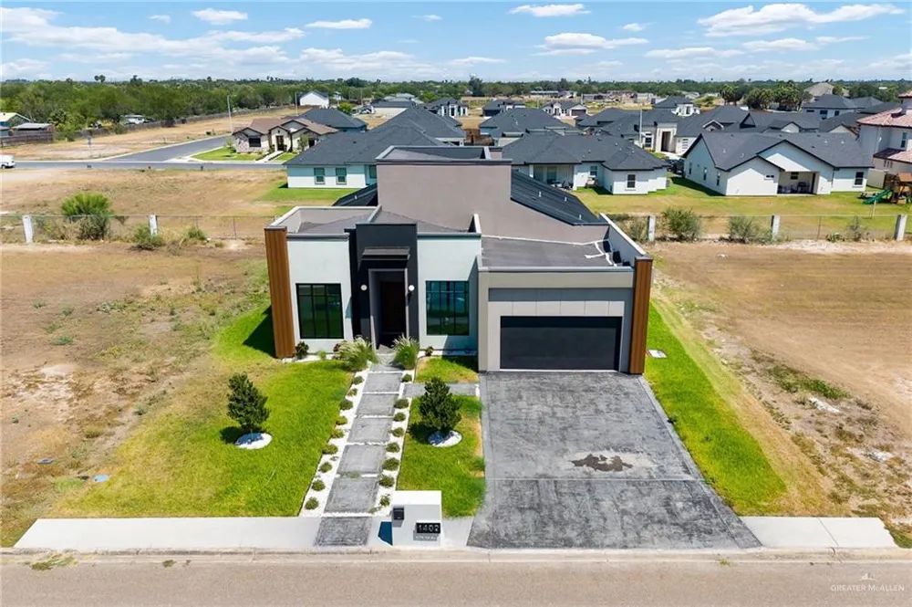 1402 Tierra Encantada Weslaco, TX 78596