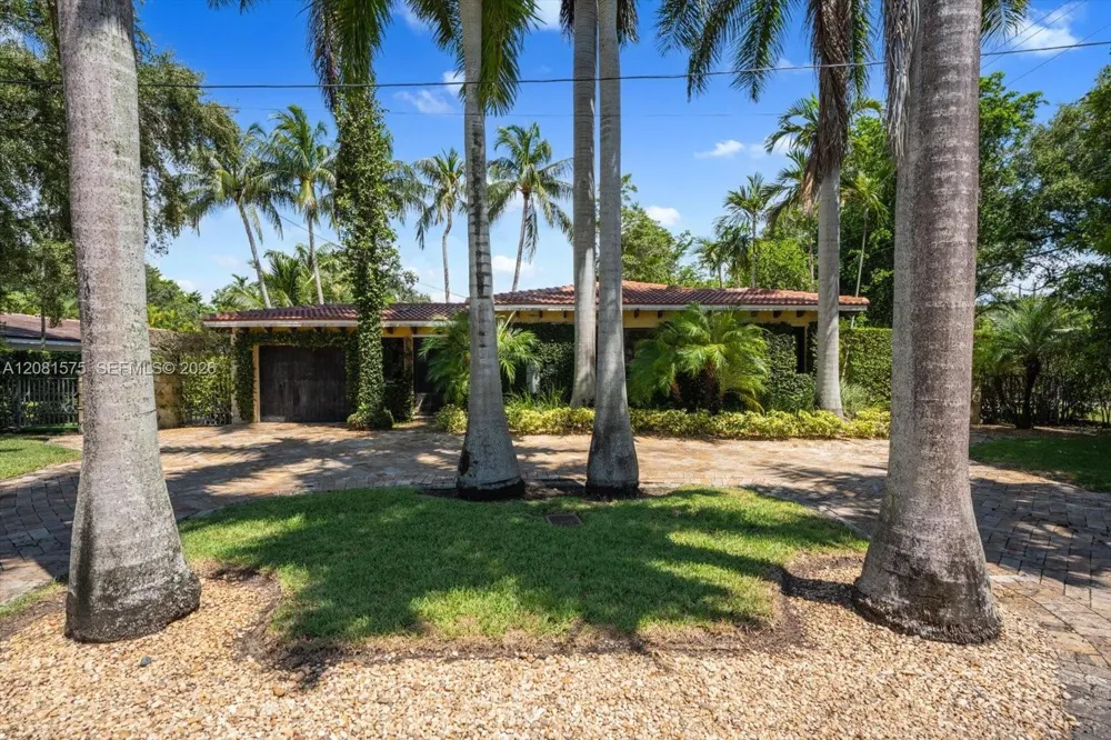 9204 NE 10th Ave Miami Shores, FL 33138